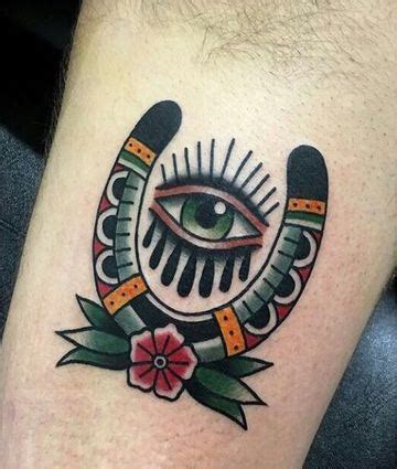 tatuajes de la suerte hombres|Tatuajes de la Suerte para Hombres: Diseños y Significados que。